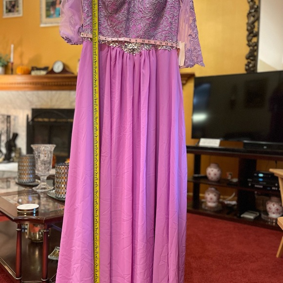 LanTing A-Line NEW Fits sz. 10-12 Elegant Lilac purple long dress Wedding MOB 💕 - Picture 5 of 16